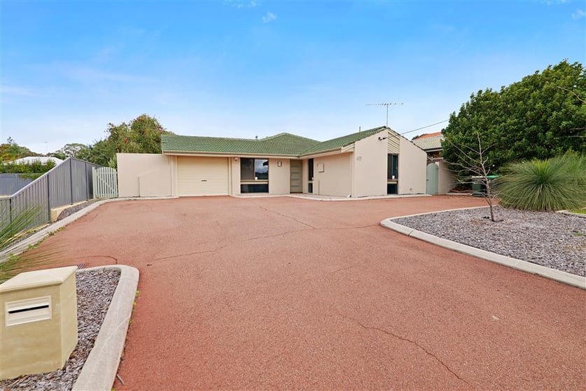 Click to view all images 48 Arnisdale Road Duncraig WA 6023 - Image 2