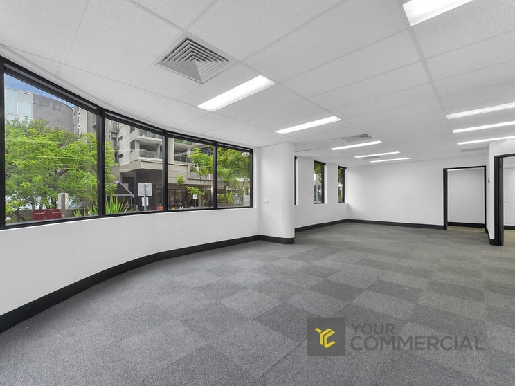 Click to view all images 160 Wharf Street Spring Hill QLD 4000 - Image 3