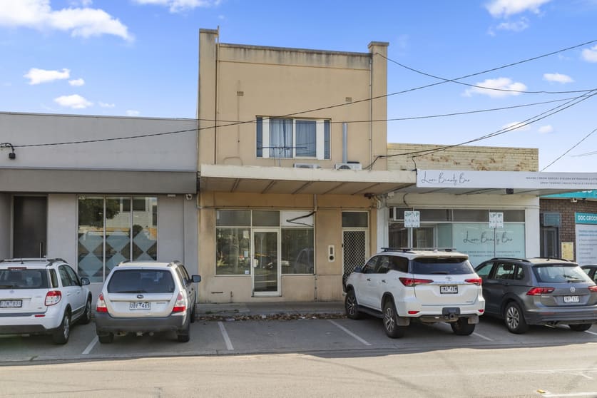 Click to view all images 143 Parkers Road Parkdale VIC 3195 - Image 1