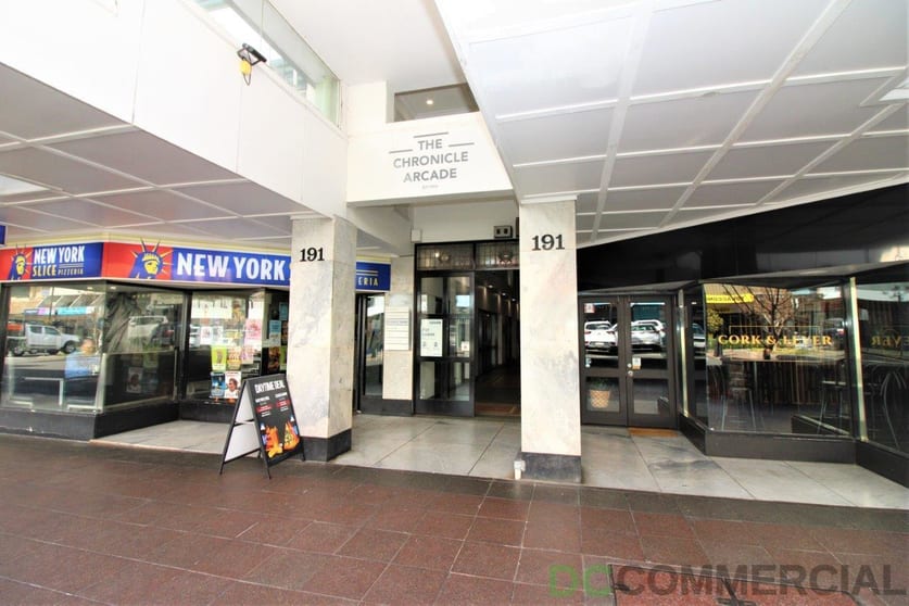 Click to view all images 2/191 Margaret Street Toowoomba City QLD 4350 - Image 3