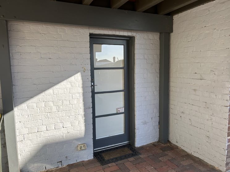 Suite 7/2A Aberdeen Street Geelong West VIC 3218 - Image 2