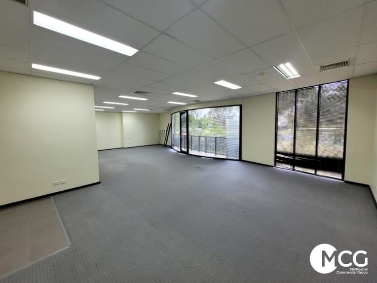 Click to view all images Suite 4/7-9 Mallett Road Tullamarine VIC 3043 - Image 2