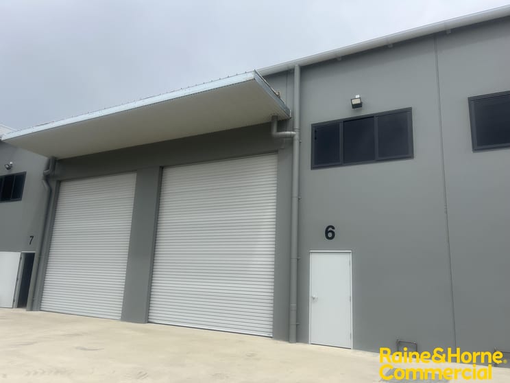 Click to view all images Unit 6/16 Drapers Road Braemar NSW 2575 - Image 2