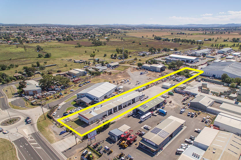 Click to view all images 141 Gunnedah Road Tamworth NSW 2340 - Image 2