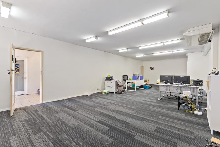 Click to view all images 1 / 795 Glenferrie Road Hawthorn VIC 3122 - Image 2