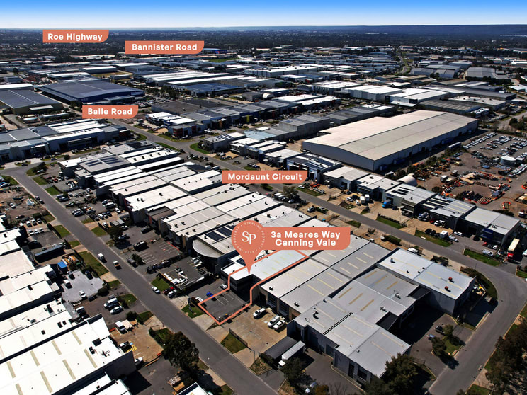 Click to view all images 3A Meares Way Canning Vale WA 6155 - Image 2