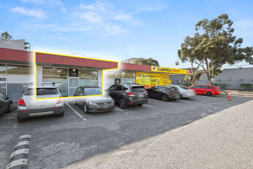 Click to view all images 7/2 Central Avenue Moorabbin VIC 3189 - Image 2