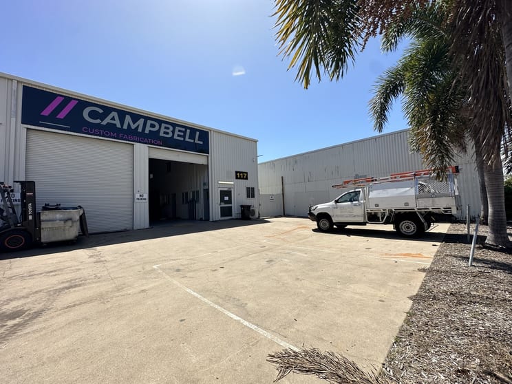 Click to view all images 117 Ingham Road West End QLD 4810 - Image 2