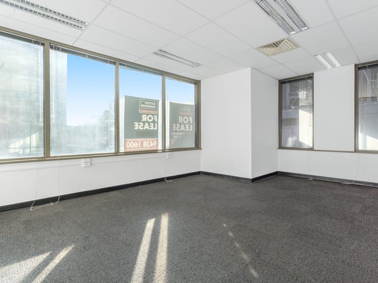Click to view all images 65 Hume Street Crows Nest NSW 2065 - Image 3