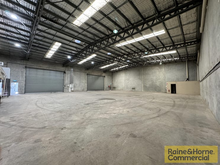 Click to view all images 17C Bult Drive Brendale QLD 4500 - Image 1