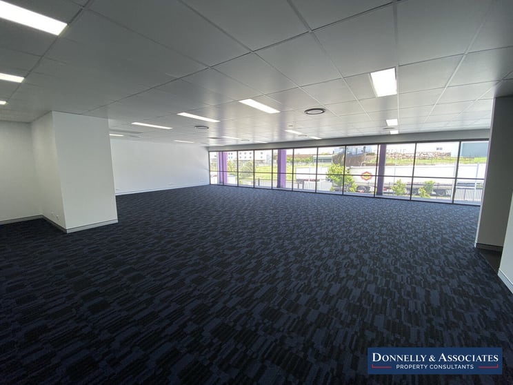 Click to view all images 39 Corymbia Place Parkinson QLD 4115 - Image 3