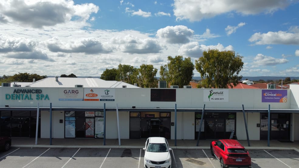 Click to view all images 5/60 Geographe Way Thornlie WA 6108 - Image 2