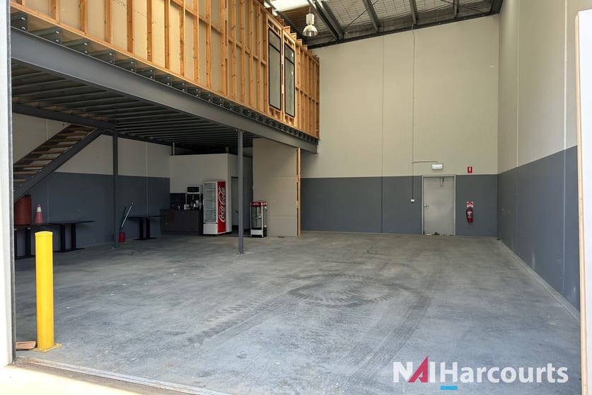 Click to view all images 11/43 Scanlon Drive Epping VIC 3076 - Image 2