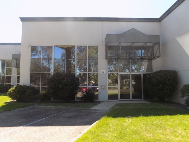 Click to view all images 5/42-44 Garden Boulevard Dingley Village VIC 3172 - Image 1