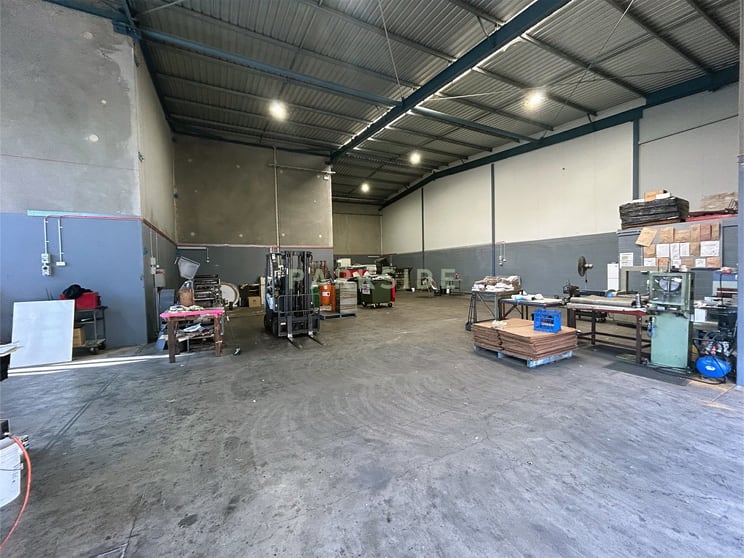 Click to view all images Smithfield NSW 2164 - Image 2