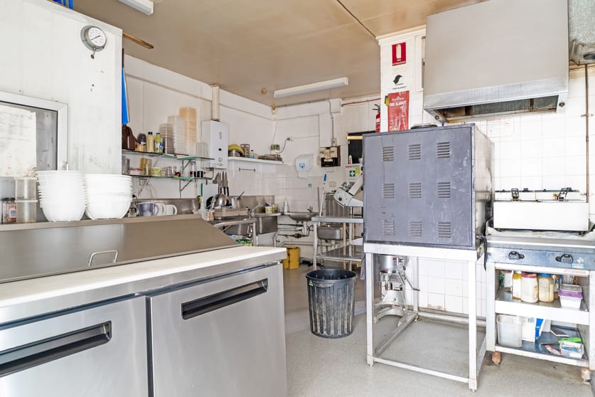Click to view all images Shop 7/8 Hume Street North Toowoomba QLD 4350 - Image 2