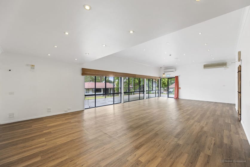 Click to view all images Shop 2/10476 New England Highway Highfields QLD 4352 - Image 2
