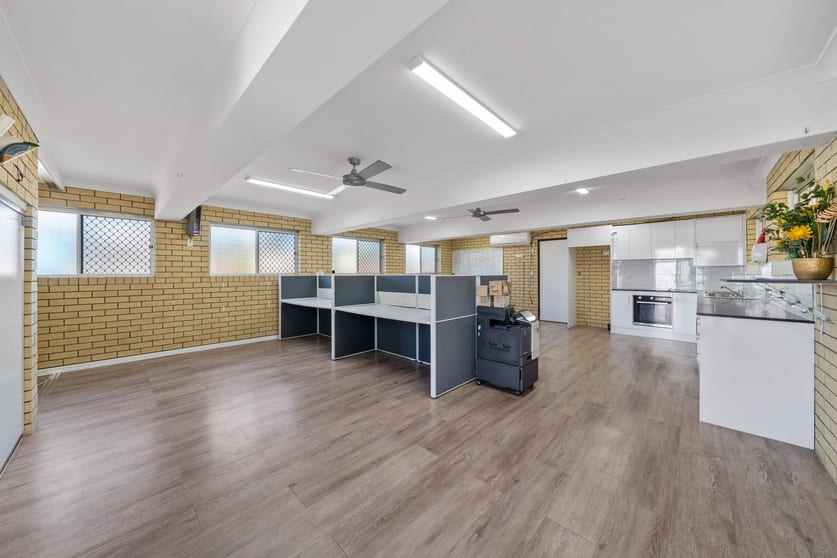 Click to view all images 108 Beaudesert Road Moorooka QLD 4105 - Image 2