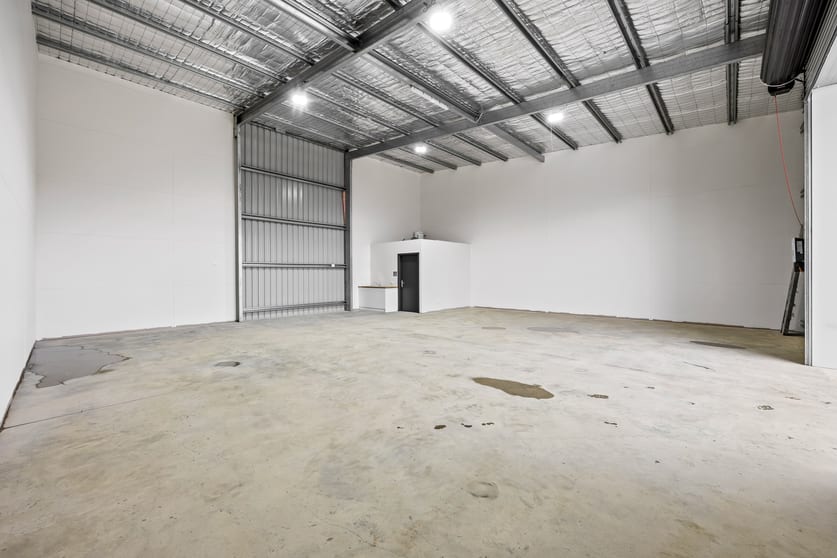 Click to view all images 2/5 Marli Close Canadian VIC 3350 - Image 2