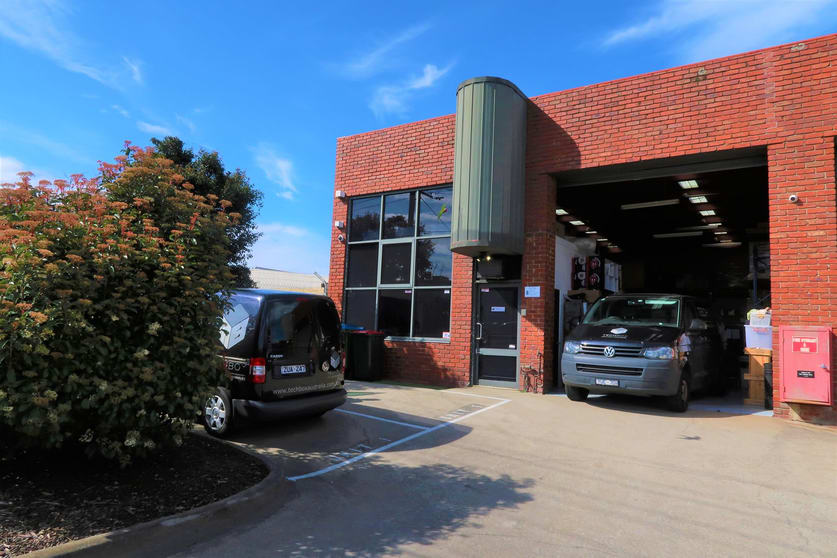 Click to view all images 1/19-23 Kylie Place Cheltenham VIC 3192 - Image 1