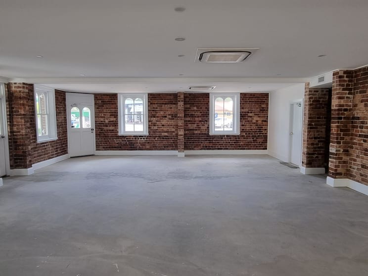 Click to view all images 84 Main Street Mittagong NSW 2575 - Image 2