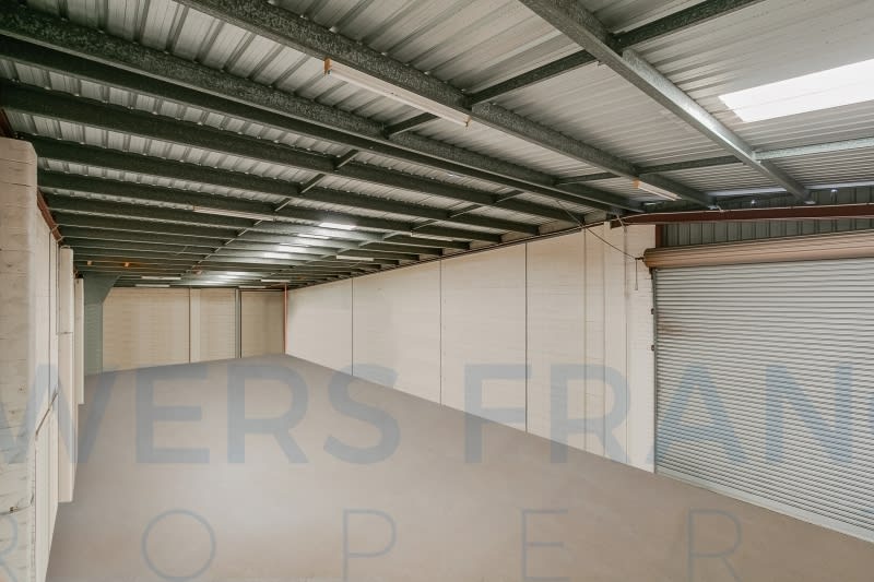 Click to view all images 4/40 Machinery Drive Tweed Heads South NSW 2486 - Image 2