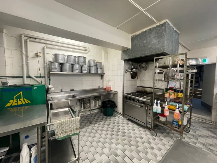Click to view all images Kingsgrove NSW 2208 - Image 2