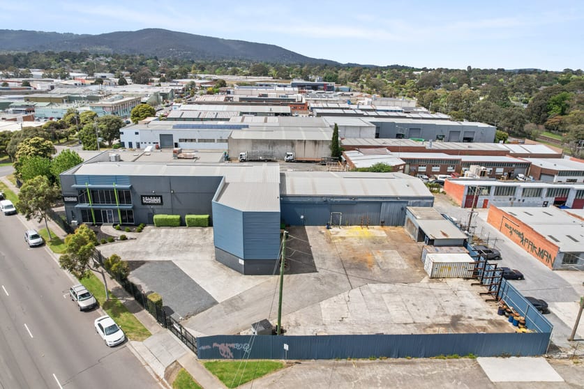 24 Barry Street Bayswater VIC 3153 - Image 2