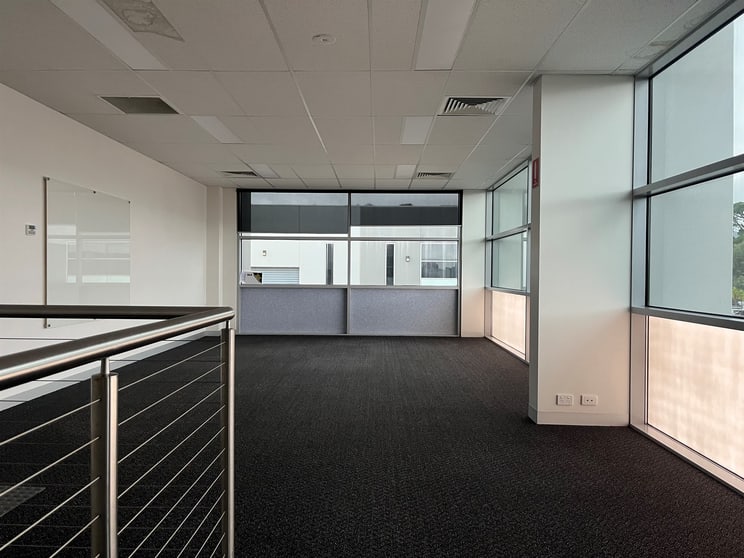Click to view all images 7/4 Royan Place Bayswater North VIC 3153 - Image 3