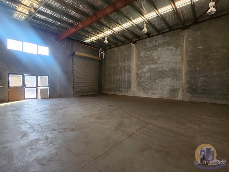 Click to view all images 2/52 Enterprise Street Bundaberg West QLD 4670 - Image 1