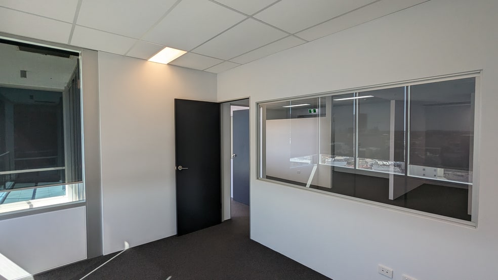 Click to view all images 2910/5 Lawson Street Southport QLD 4215 - Image 2