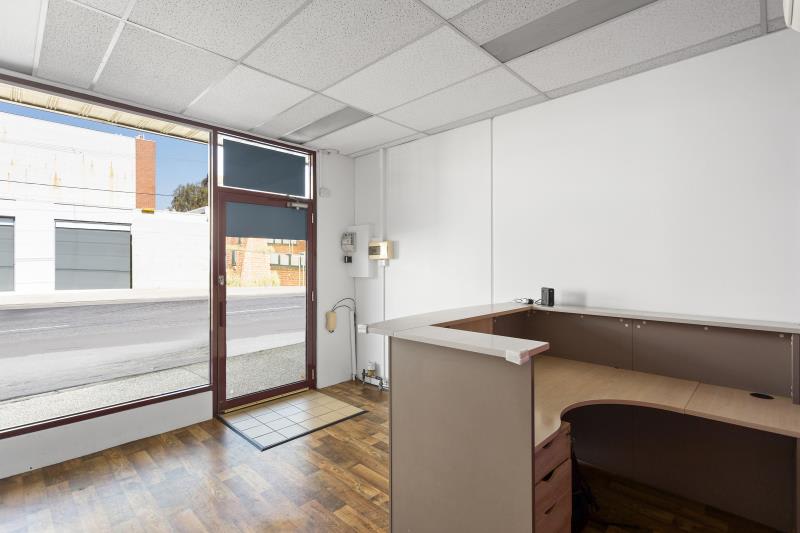 Click to view all images 2 Gardenia Street Blackburn VIC 3130 - Image 3