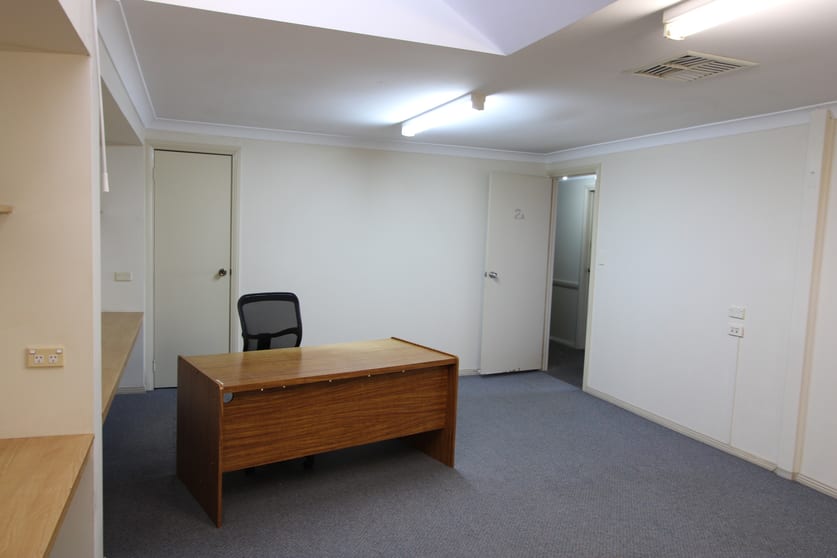 Click to view all images Suite 2A/18 Sweaney Street Inverell NSW 2360 - Image 3