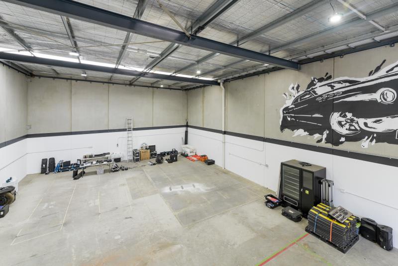 Click to view all images Unit 3/17 Bate Close Pakenham VIC 3810 - Image 3