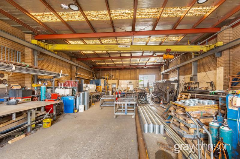 Click to view all images 166 Grange Road Alphington VIC 3078 - Image 2