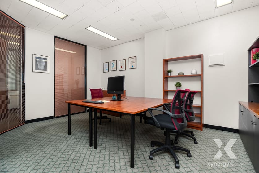 Click to view all images 103/434 St Kilda Road Melbourne VIC 3004 - Image 2