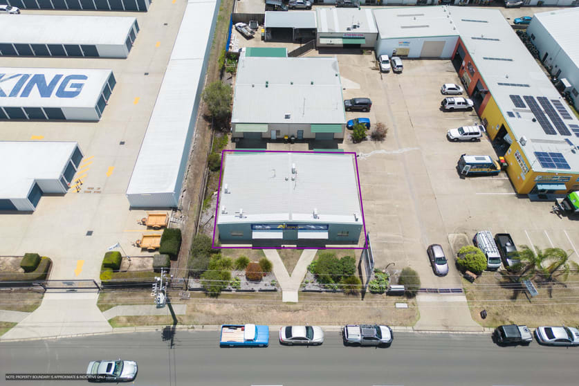 Click to view all images 1/5 Nissen Street Pialba QLD 4655 - Image 2