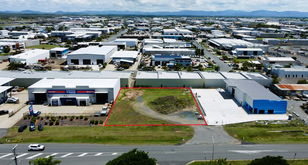 Click to view all images 75 Archibald Street Paget QLD 4740 - Image 3
