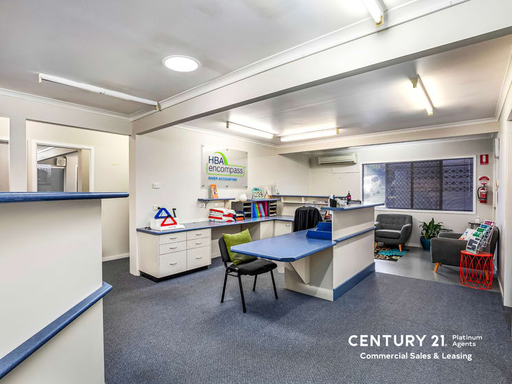Click to view all images 4/56 River Road Gympie QLD 4570 - Image 1