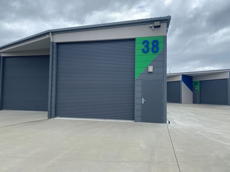 Click to view all images UNIT 38/1 KYEEMA PLACE Cambridge TAS 7170 - Image 1