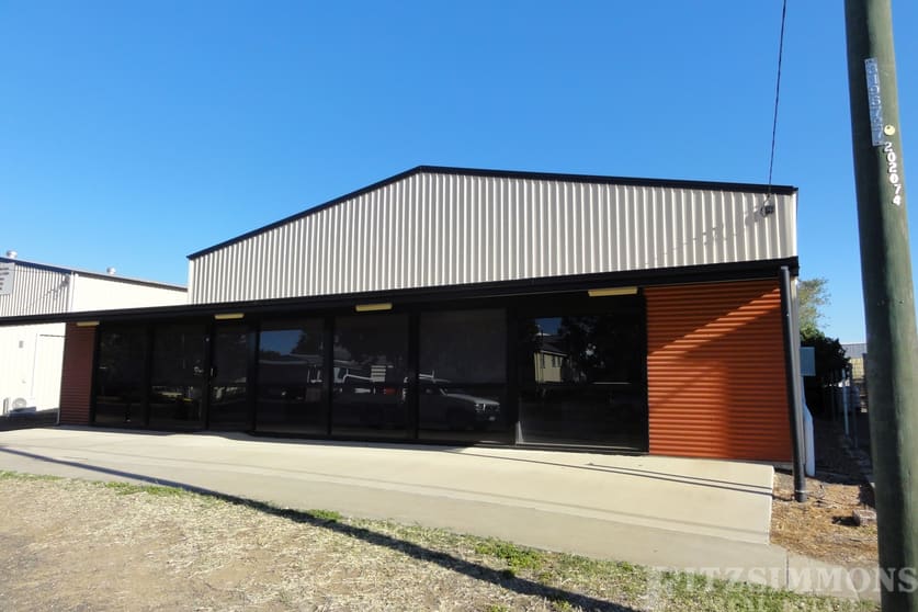 Click to view all images 4 Alice Street Dalby QLD 4405 - Image 2