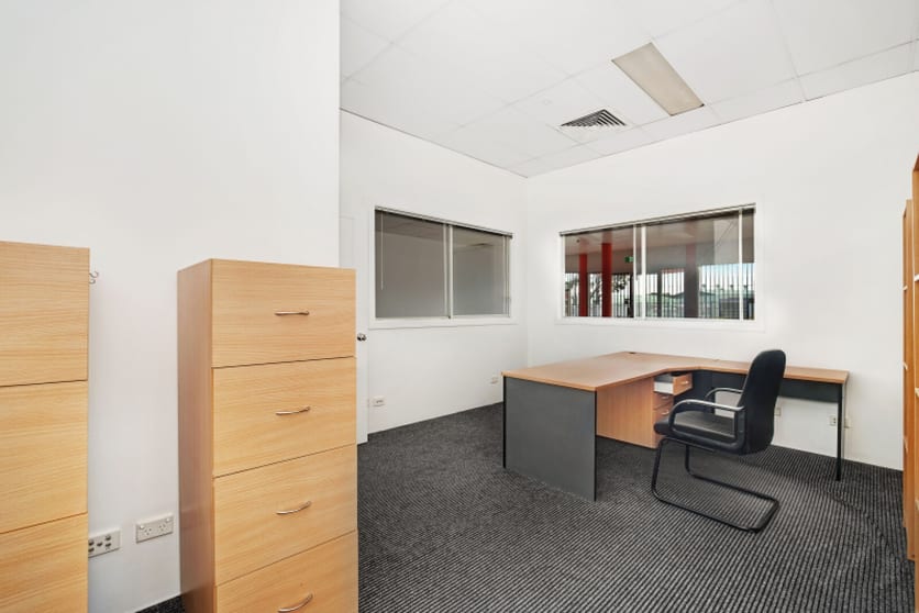 Click to view all images 25 Pacific Highway Gateshead NSW 2290 - Image 3