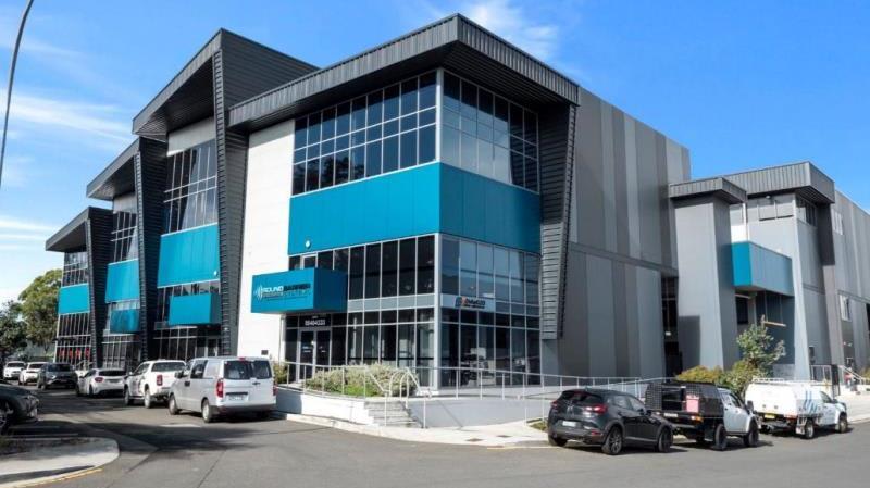 Click to view all images Unit 1/4 Jullian Close Banksmeadow NSW 2019 - Image 1