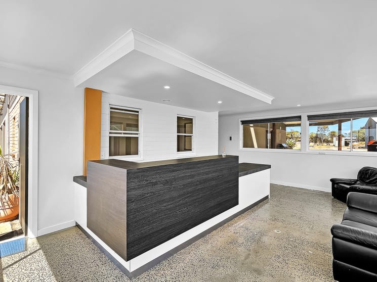 Click to view all images 450 Hendy Main Rd (Mt Moriac) Geelong VIC 3220 - Image 2