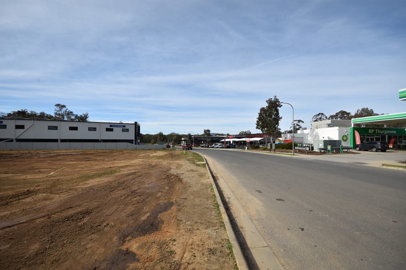 Click to view all images 7 Diamond Drive Thurgoona NSW 2640 - Image 1