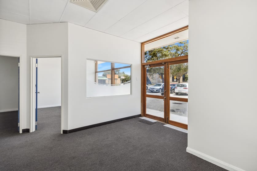 Click to view all images 1/1-5 Wellington Road Morley WA 6062 - Image 2