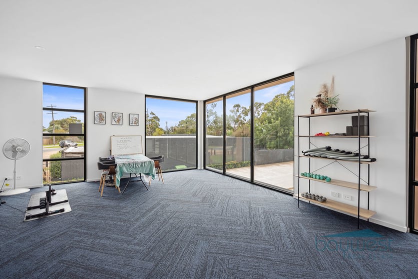 Click to view all images 2/196 Marine Parade Hastings VIC 3915 - Image 3