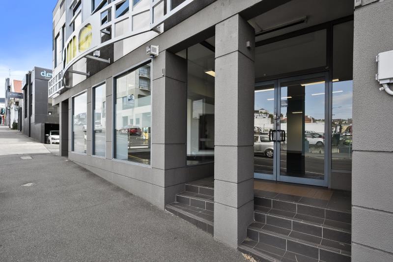 Click to view all images 117 Harrington Street Hobart TAS 7000 - Image 3