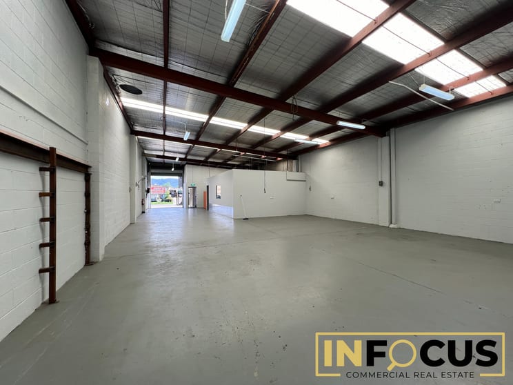 Click to view all images Emu Plains NSW 2750 - Image 1