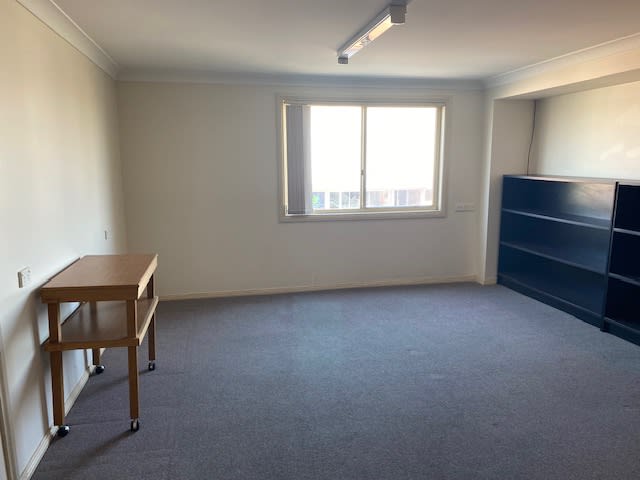 Click to view all images Suite 2 / 18 Sweaney Street Inverell NSW 2360 - Image 1